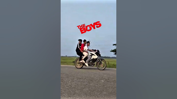 দেখো ভাই পিচে পুলিশ 🚓 সে ভাগ রহা হ্যায় #automobile #police #cops #biker #ns200 #crashdrive