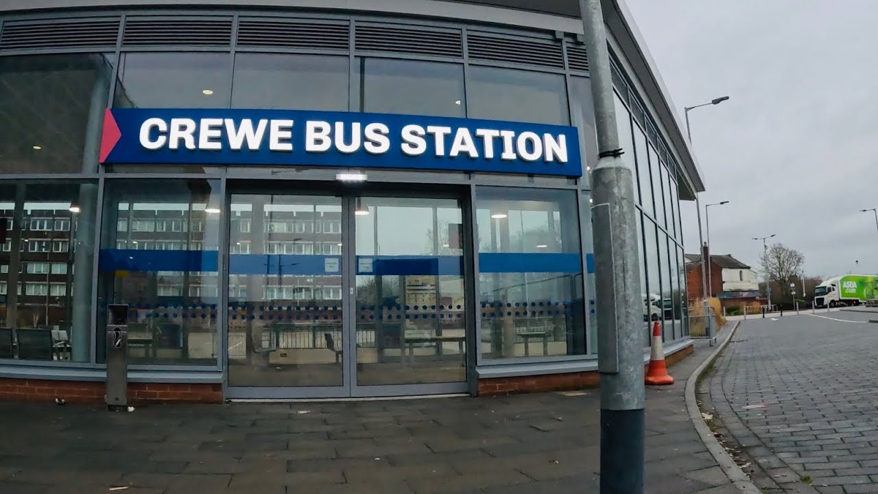 Sunday stroll through Crewe town centre 11/01/26