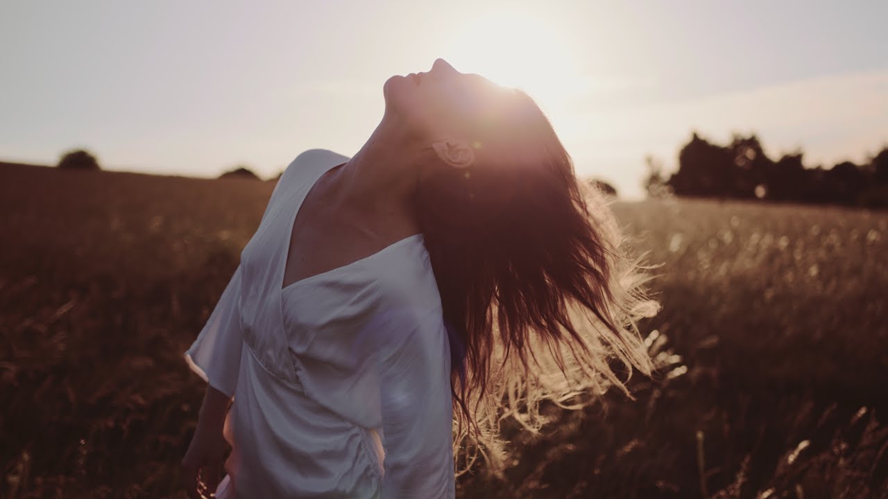 Moment on a Star | Chloé Dejon | OFFICIAL MUSIC VIDEO