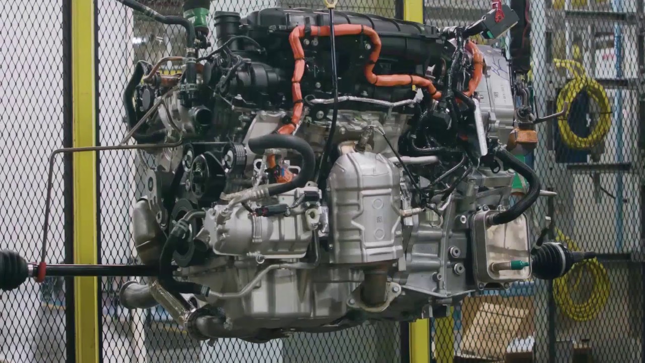 Chrysler Pacifica Hybrid Production Launch Windsor Assembly Plant Engine Transmission Automototv Youtube