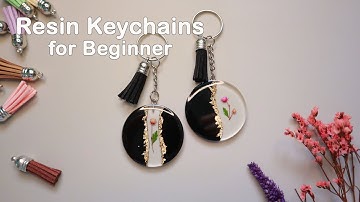 The Simple Epoxy Resin Keychain-Making Task that Surprised Everyone Except Pro Crafters