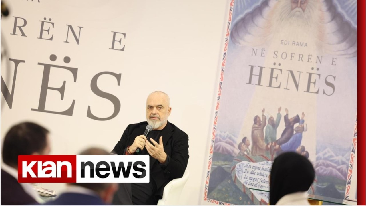 Rama promovon librin “Në sofrën e hënës”, kryeministri: Mora shtysë nga disa miq myslimanë