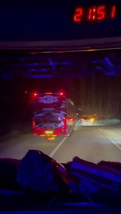 Nyetir Bus Via Toll! Suasana Malam #shorts #bus