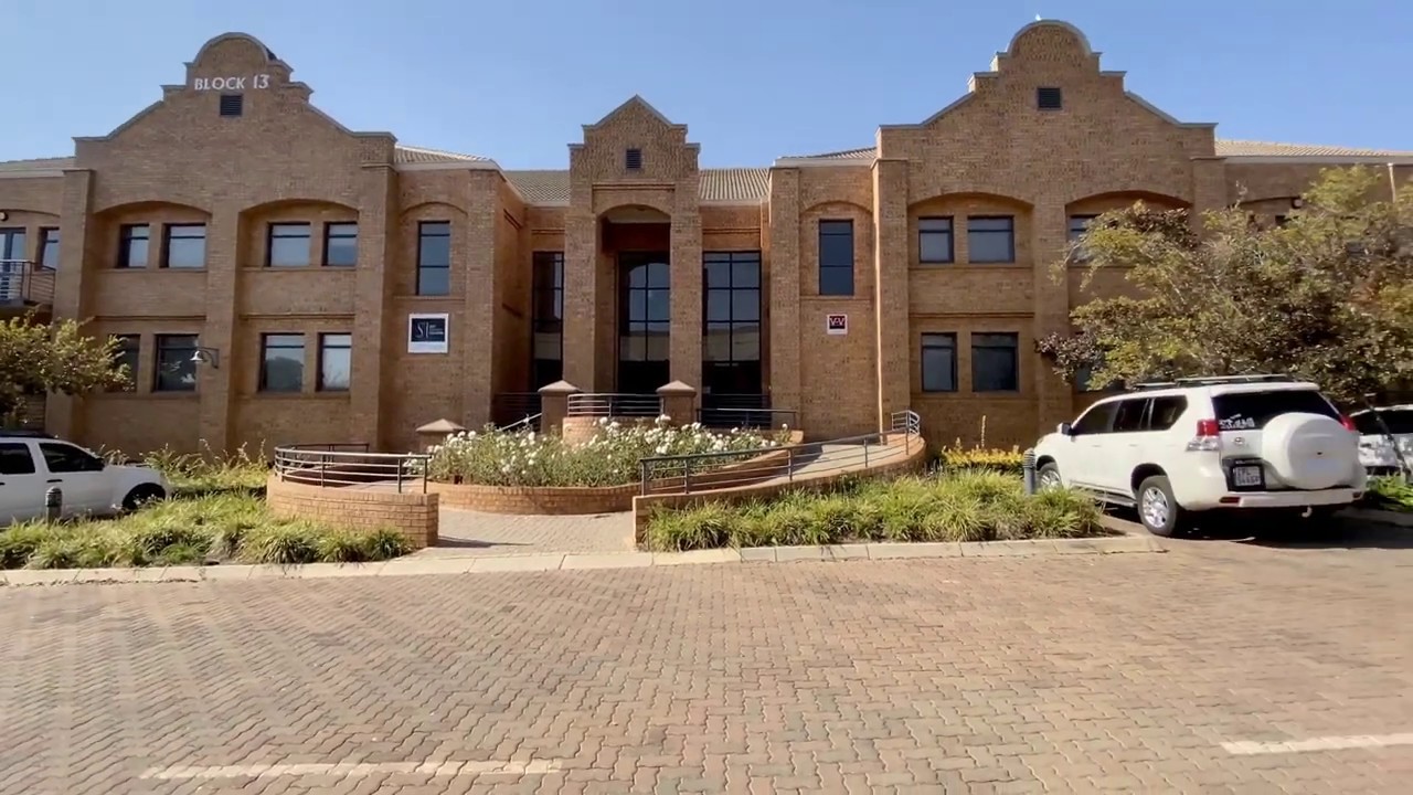 377m2 Office Affordable Corporate Offices in Faerie Glen, Pretoria