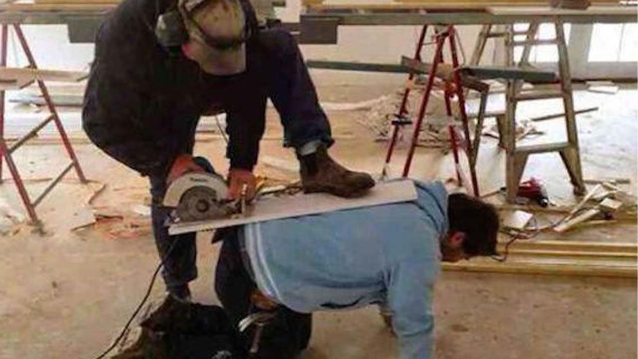 los-mejores-y-m-s-graciosos-accidentes-laborales-parte-1-youtube