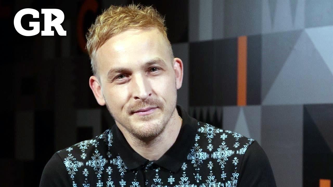 Robin Lord Taylor disfruta ser el  Pingüino en Gotham