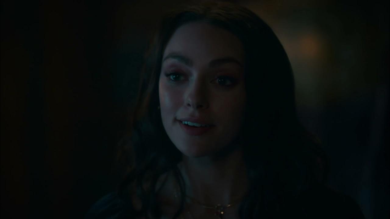 Does Hope Turn Her Humanity Back On Legacies 4x09 Hope didn't turn her humanity back on. Hope kills Lizzie