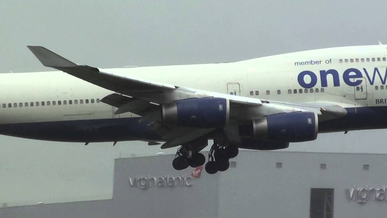 British Airways Boeing 747-400 G-CIVC Landing London Heathrow 27R 'Oneworld Livery'