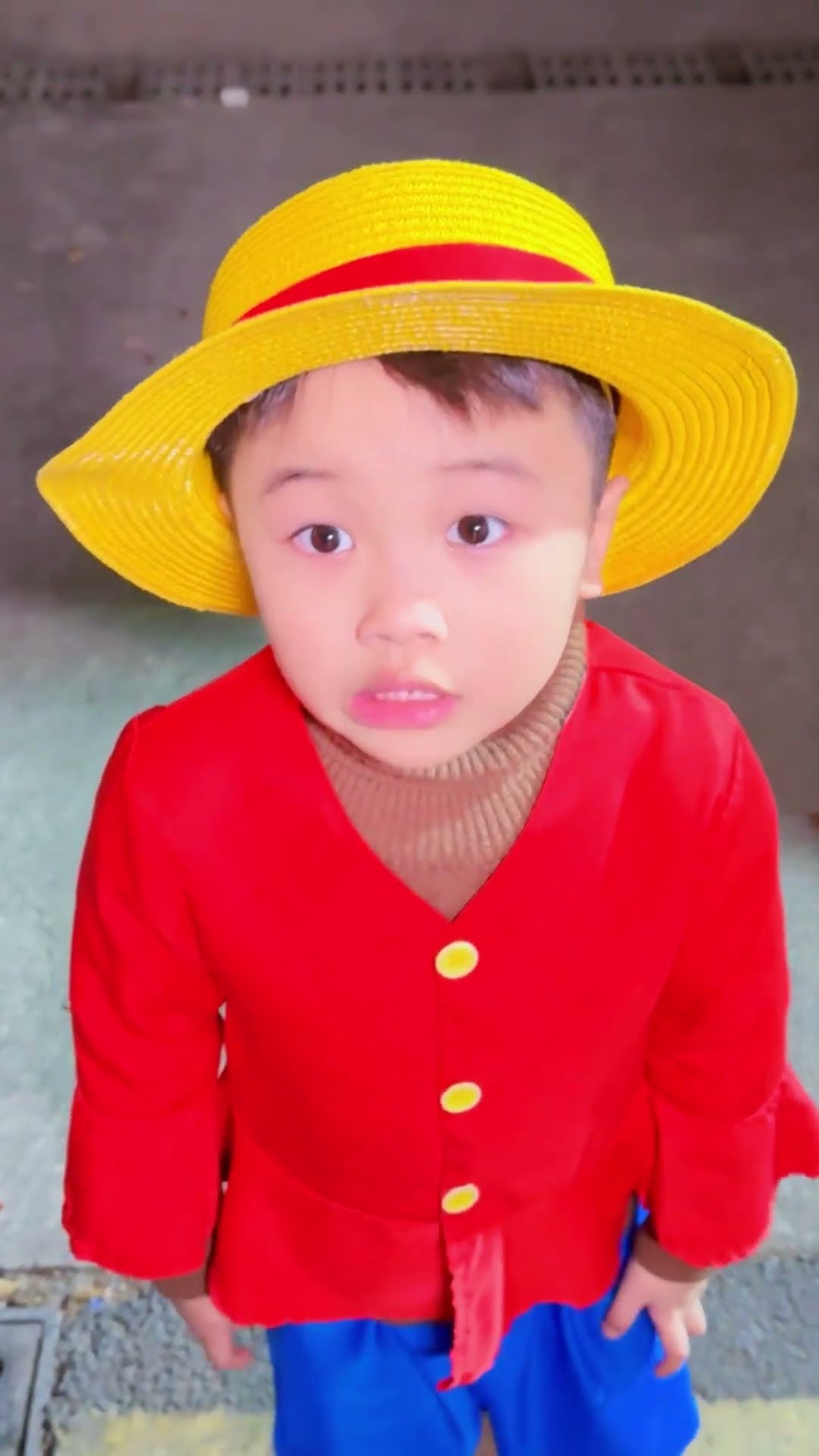 还好果果接住了 #路飞 #海贼王