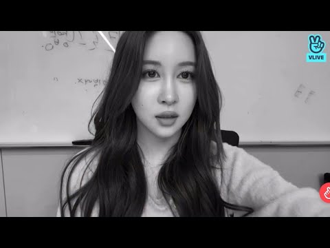 [Cosmic Girls Dayoung] The pose of an idol doing a V app on election day (Dayoung who lost her co...