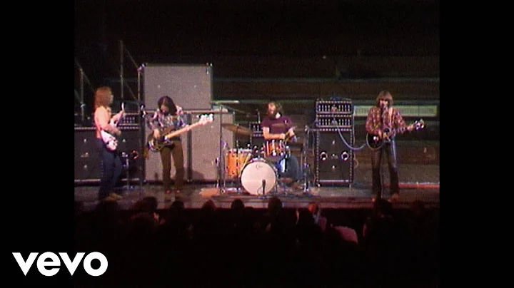 Creedence Clearwater Revival - Proud Mary (Live At...