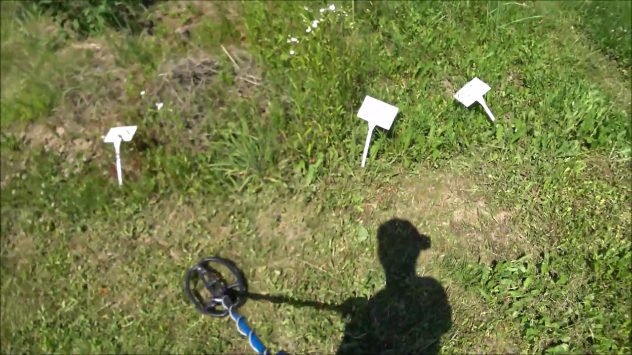 Armand Moneta - TEST zasięgu na duże obiekty (klamry, garnki, hełmy)