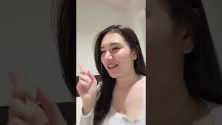 Umi Stef : Udahlah sayang daripada ngurusin hidup aku