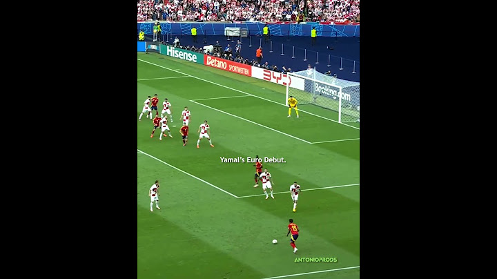 Doing those things at the age of 16 is crazy 🤯  #lamineyamal #spain #euro2024