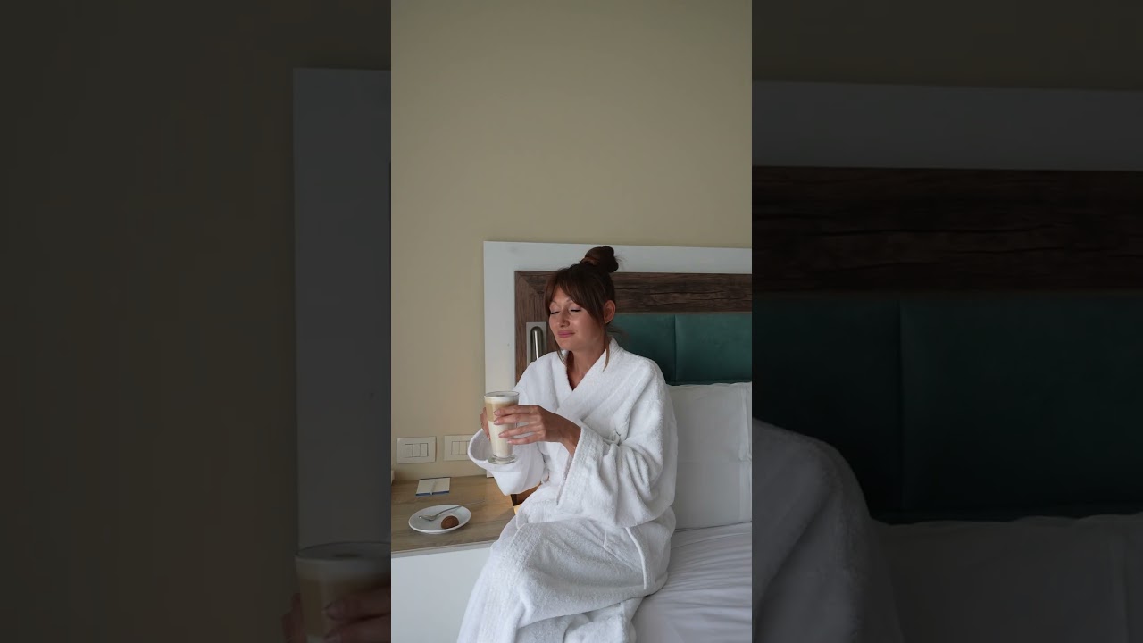 Titanic Resort – Room Tour