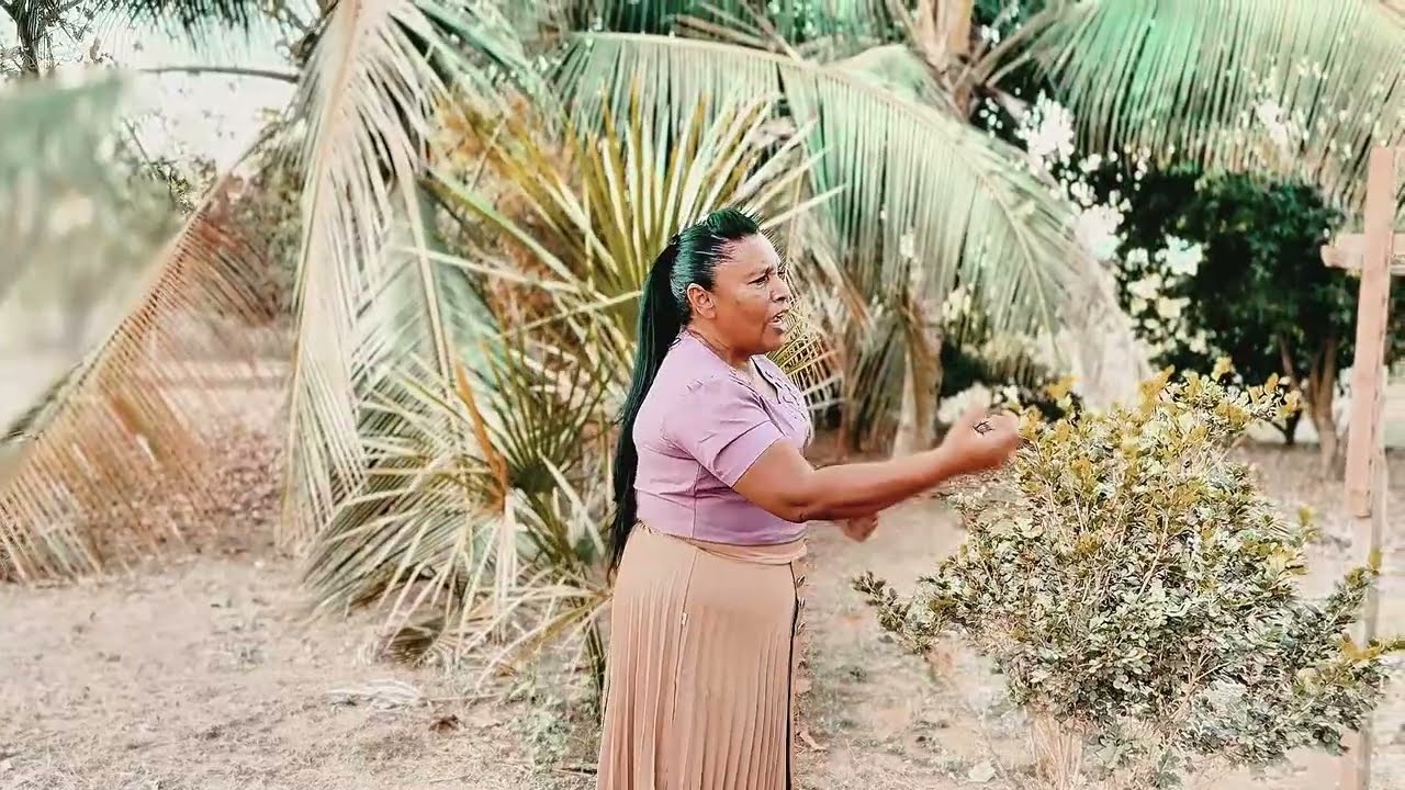 IGREJA COMPRADA E REMIDA - CLEONICE SOUSA