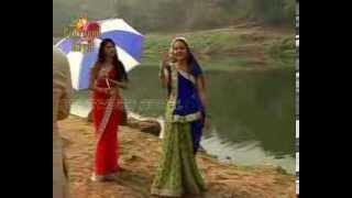 On location of TV Seria 'Saath Nibhaana Saathiya' Meera sink into the rier 5