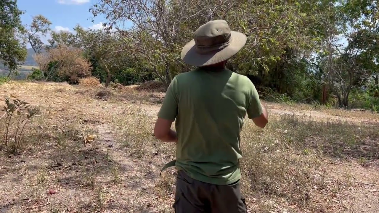 Des De El Ámate Posta Lugar De Duros Combates Sur Del Cerro De Guazapa 