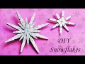 DIY SNOWFLAKE FROM CLOTHESPINS I CHRISTMAS DECOR DIY I WINTER ROOM DECOR TUTORIAL