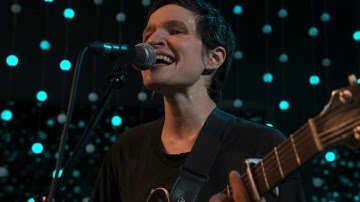 Big Thief - Masterpiece (Live on KEXP)