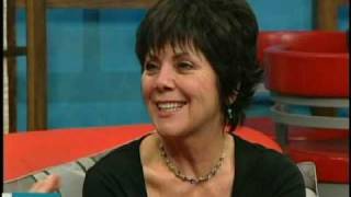 CHCH Showbiz: Joyce Dewitt stars in "Dinner with Friends" at Theatre Aquarius