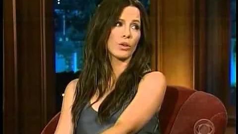 Kate Beckinsale wears no Underwear for Craig - Fli...
