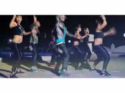 Papi Catalogue chante