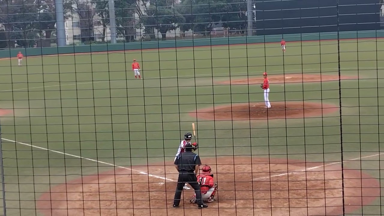 ゴールドジムベースボールクラブ 堀込俊平投手（帝京平成大学）三者凡退の投球