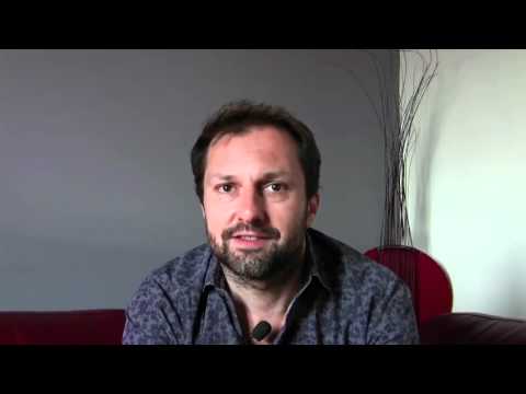 Aborder des sujets sensibles dans le spectacle jeune public