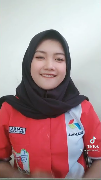 cewek cantik mulus goyang tik tok!!!!!