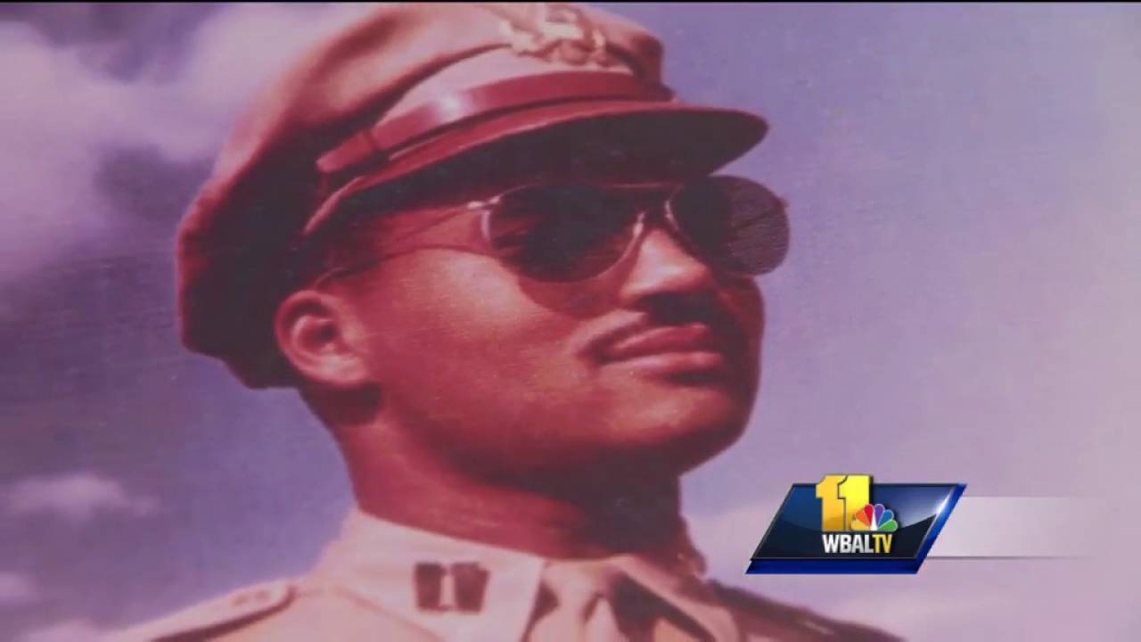New exhibit honors Tuskegee Airmen - YouTube