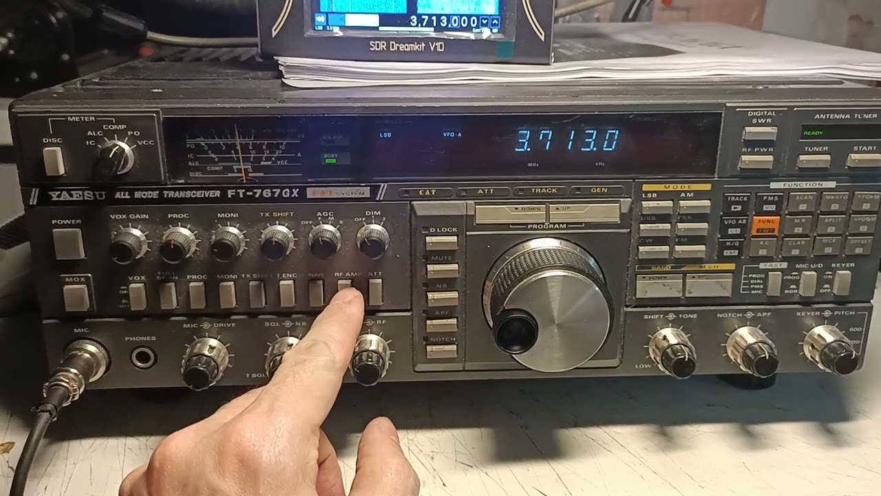 FT-767GX vs ARINST SDR Dreamkit V1D