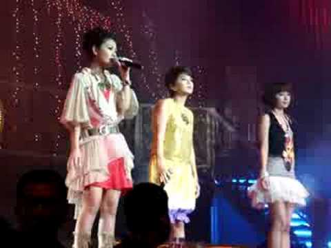 S.H.E Sands Concert in Jakarta - 最近还好吗 (1 Aug 2008)
