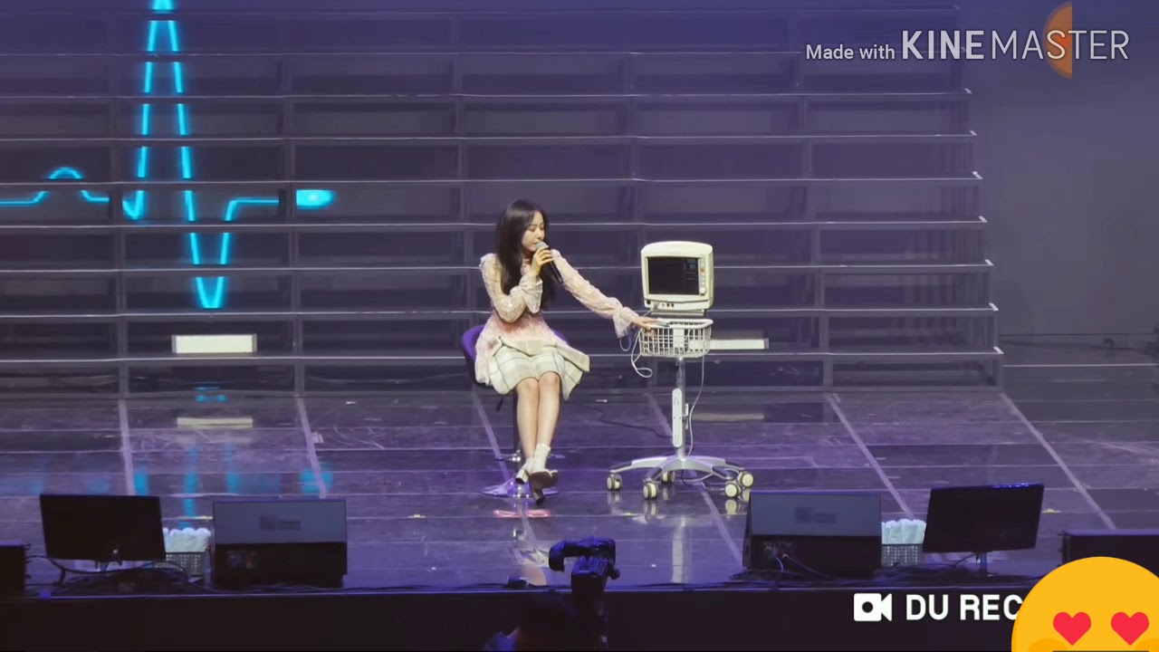 GFriend Talk to SinB With Funny Voice At GFriend Fanmeet