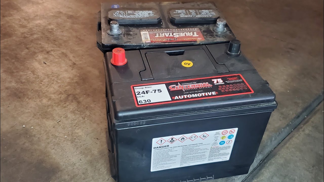 How to: Install a New Battery on a 2014 Toyota Sienna - YouTube