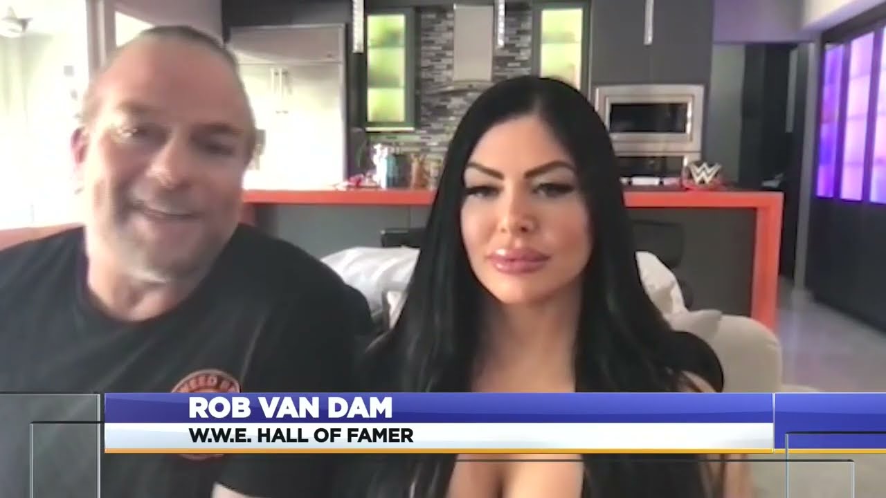 WWE's Sasha Banks and Naomi walkout mid-show after feeling disrespected