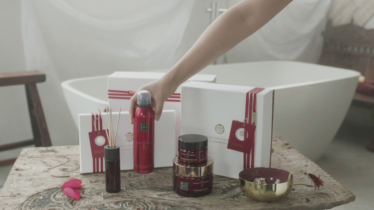 How to use: The Ritual of Ayurveda gift set By Rituals 