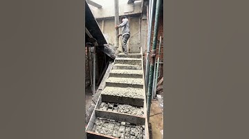 đổ bê tông cầu thang đầu tuần