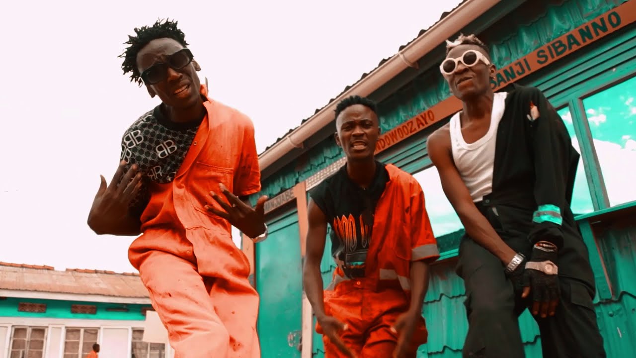 Enkyebebe - Mat Henry ft Kalacas Waya & Stagnant ( Official Video )