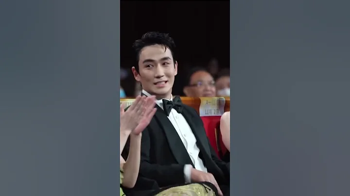 Zhu Yilong being celebrated for winning his Best Actor Award At The Golden Rooster Awards 2022 - DayDayNews