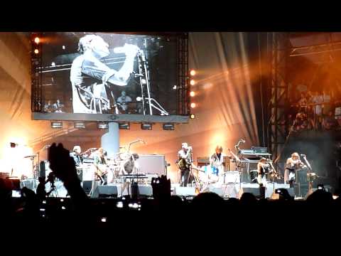 Arcade Fire 'Wake Up' live at Lollapalooza 2010