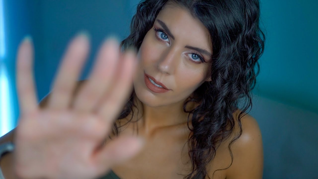 ASMR 🧘🏻‍♀️ Rilassamento Guidato POTENTISSIMO • Intense Whispering + Hands Movements