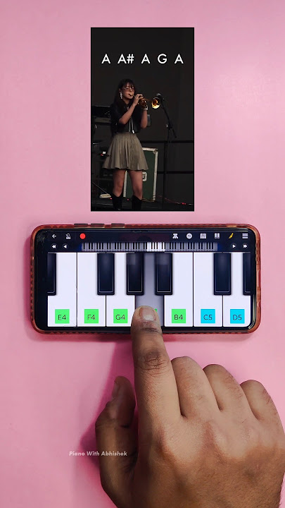 Viral Taratara on Piano