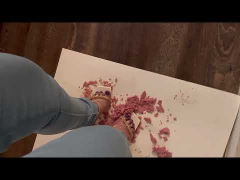 Lunch MEAT, Heels and Sexy FEET
