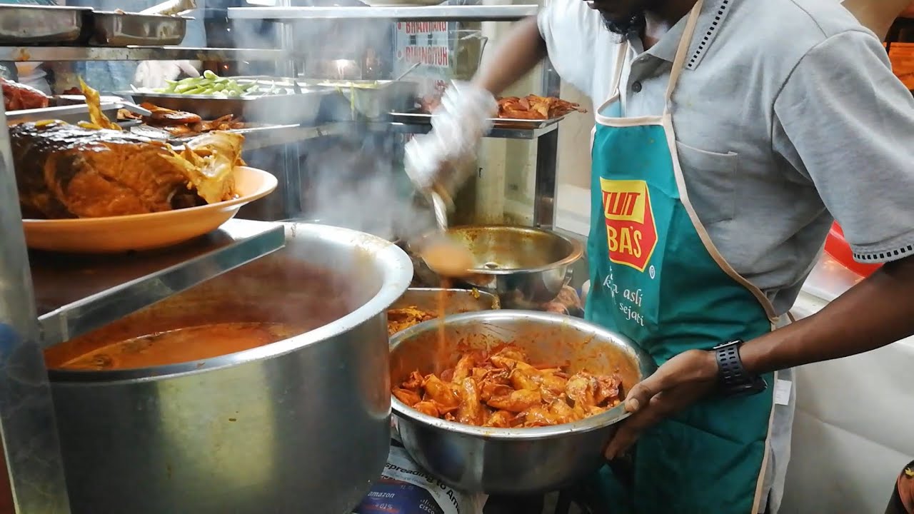 Penang Street Food - 1 hour queue just to order ! [Halal] - YouTube