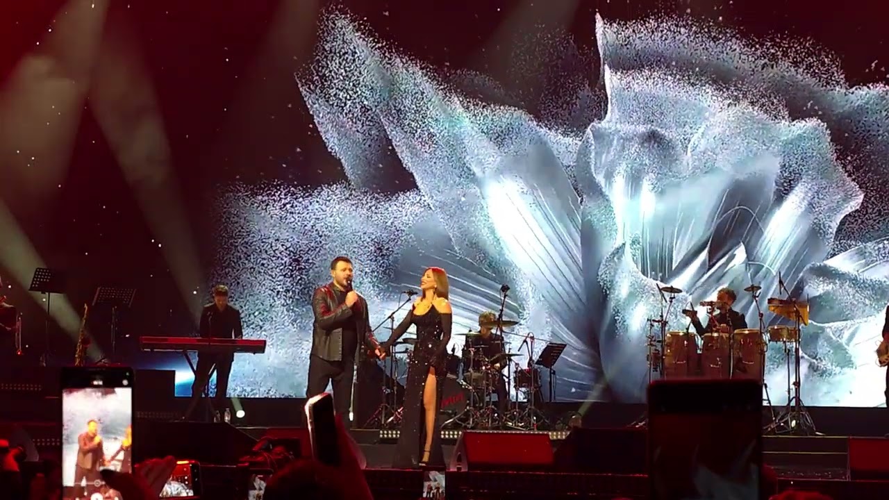 Ани Лорак ❤️ и Emin (Эмин) - Я не могу сказать (Live Арена 02.12.2025)