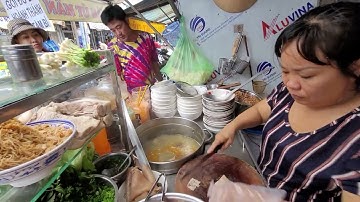 🟢Mê mẫn tô bánh tằm bì nước cốt dừa, gỏi đu đủ tôm thịt bán giữa trưa đông nghẹt khách.