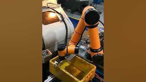 AUBO robot CNC machine tending