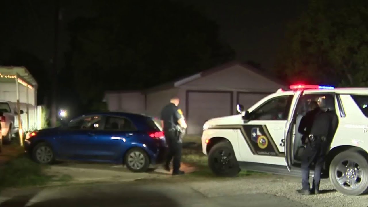 Guns, stolen IDs found inside stolen car after chase, Bexar County ...