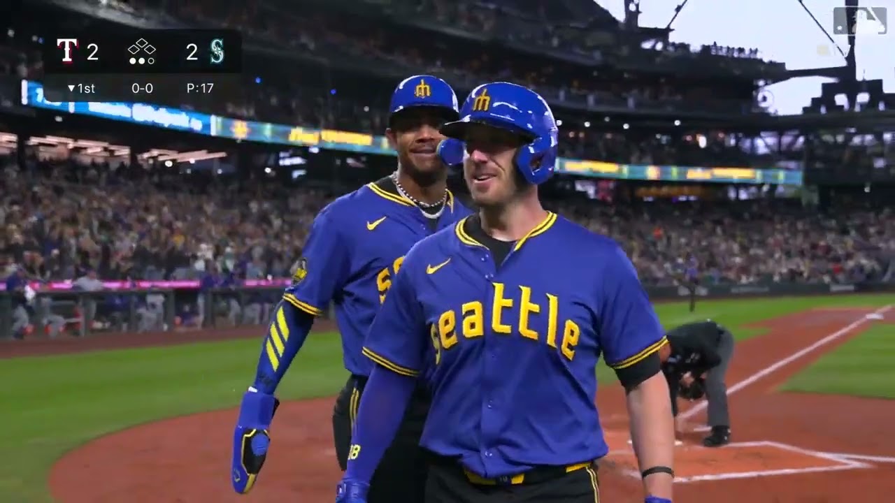 Mitch Garver ties the game with a 2-run homer!